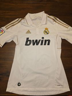 2012 Real Madrid Ronaldo Jersey Size S.