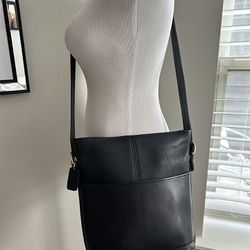 Designer coach black shoulder, leather black handbag 11 x 11”
