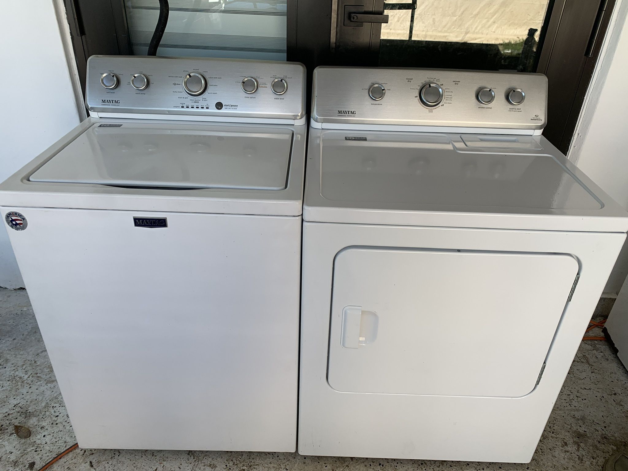 MAYTAG WASHER AND DRYER SET