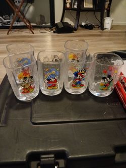 Disney World Mickey Mouse 2000 Complete Set Millennium Series Glasses