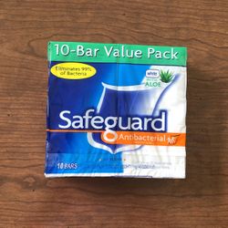 Safeguard Antibacterial Deodorant Bar Soap.