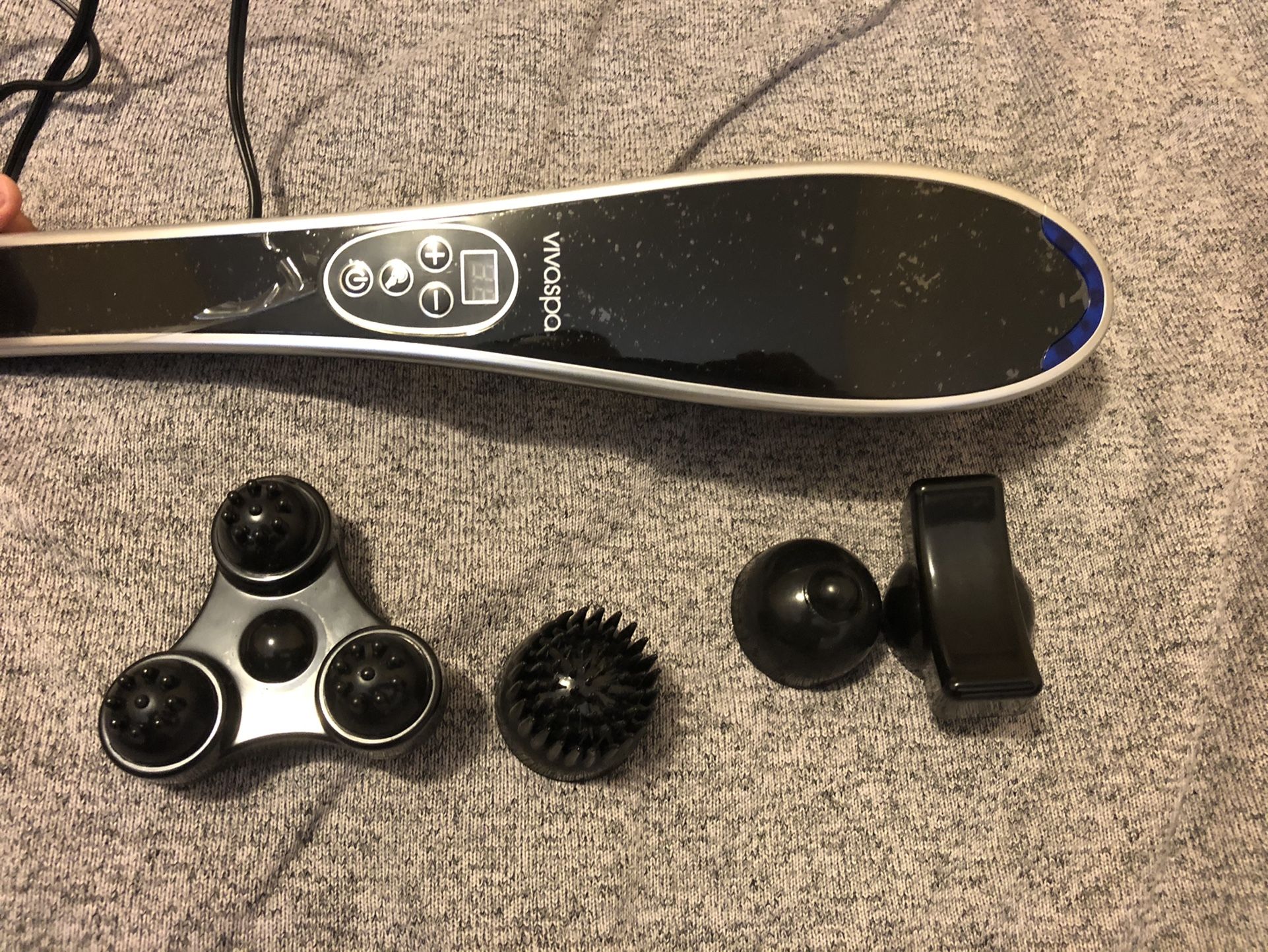 VIVASPA MASSAGE MACHINE