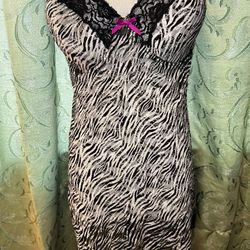 Xoxo 3X Zebra print Lingerie