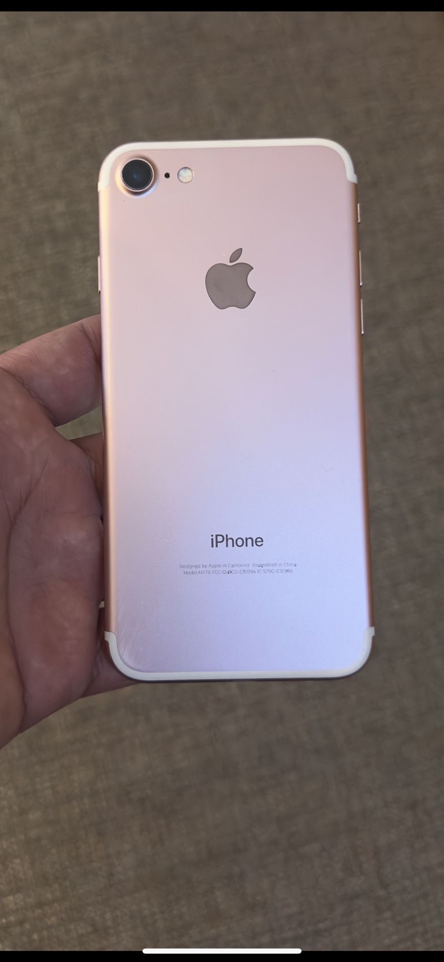 iPhone 7 32GB Rose Gold Unlocked
