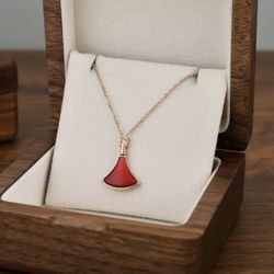 New Fashion Rose Gold Necklace