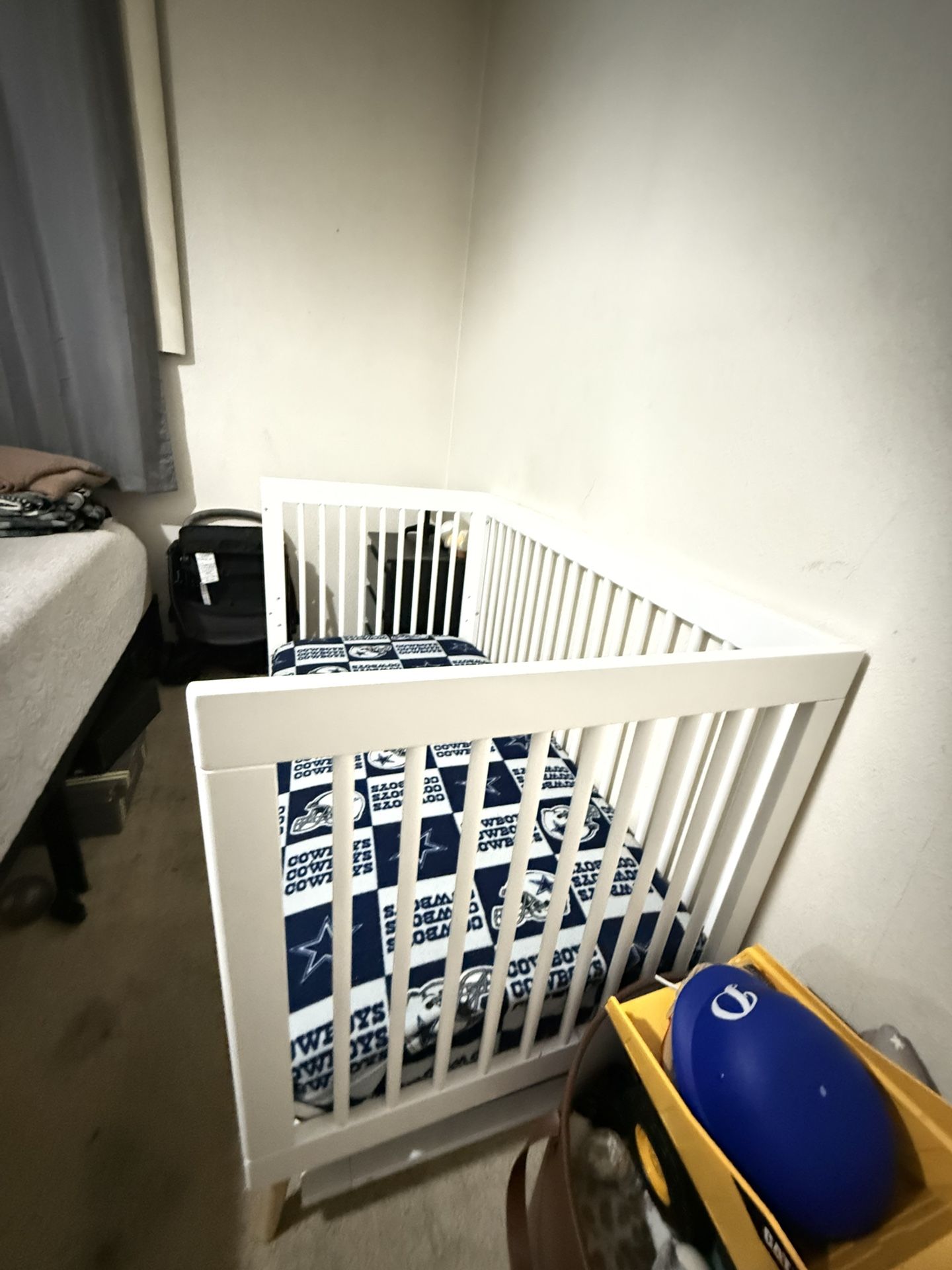 Baby Crib 