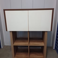 Overhead sturdy storage cabinet