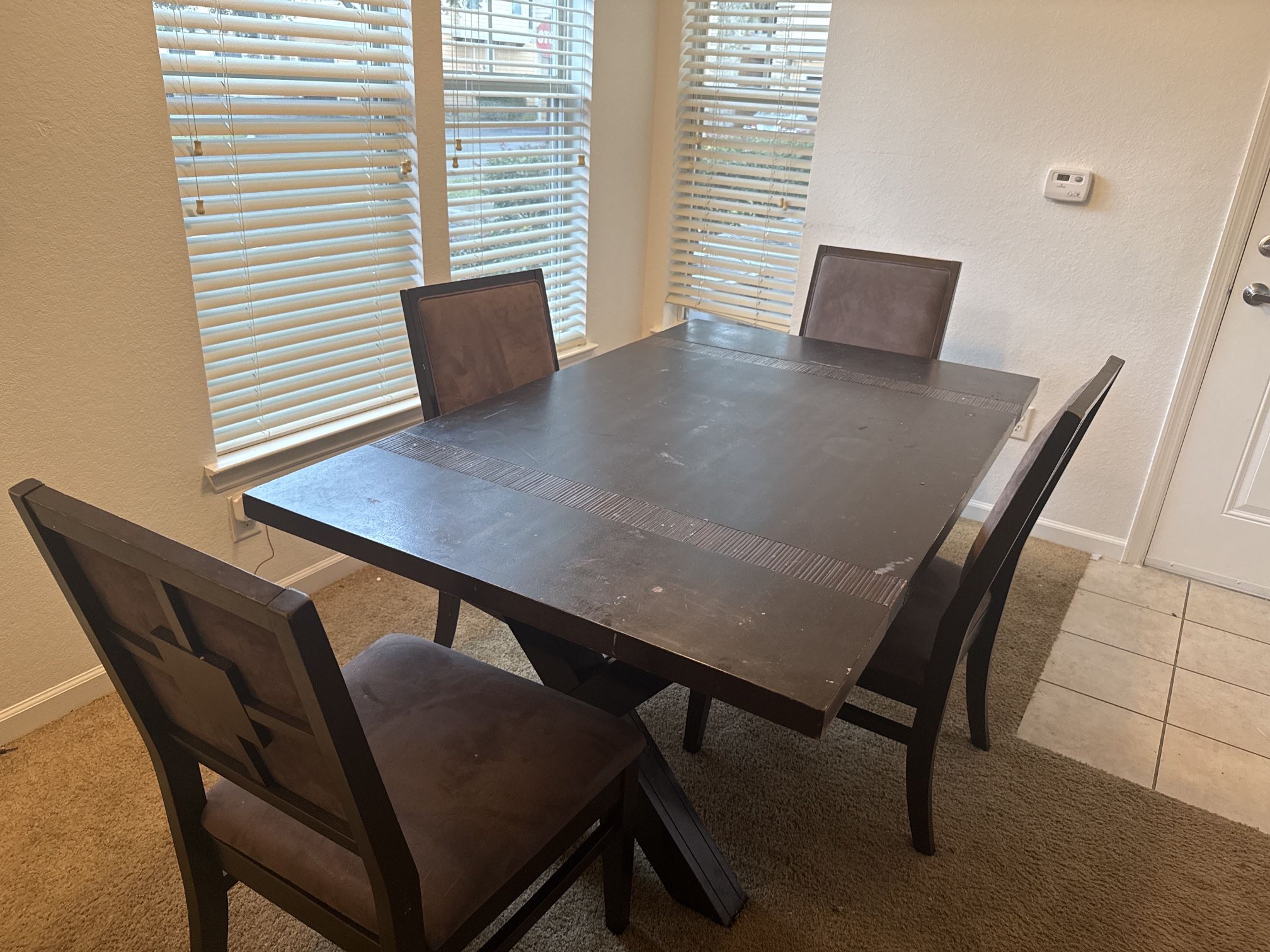 5-Piece Dining Table Set (Table + 4 Chairs)