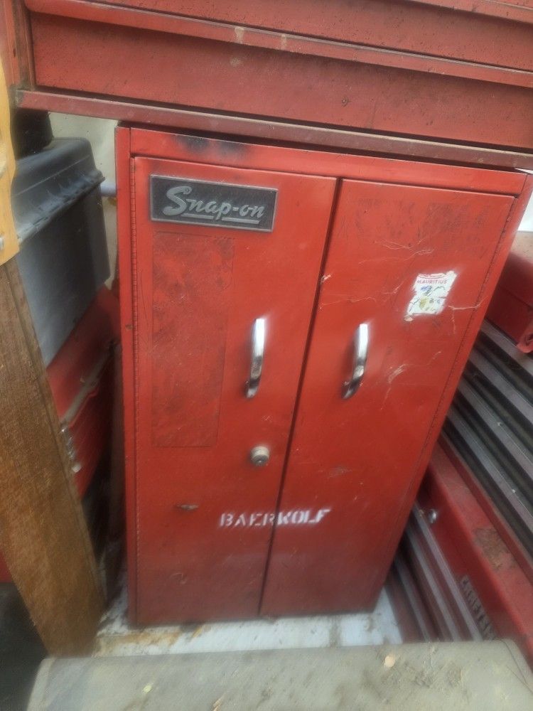 Snap On Wall Cabinet