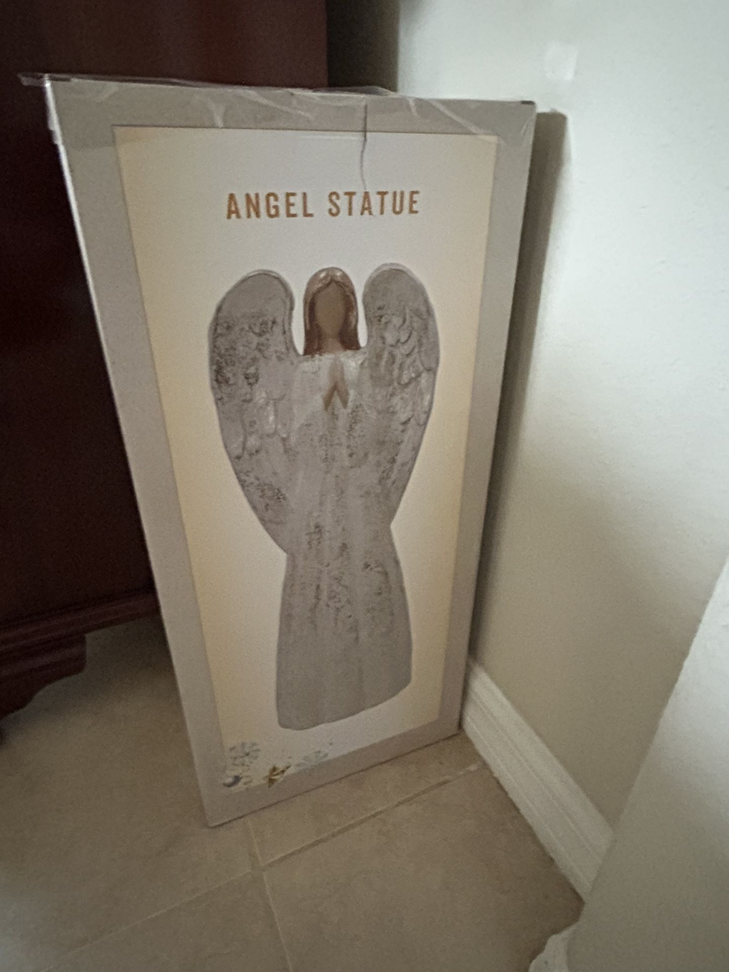 Angel Statue 