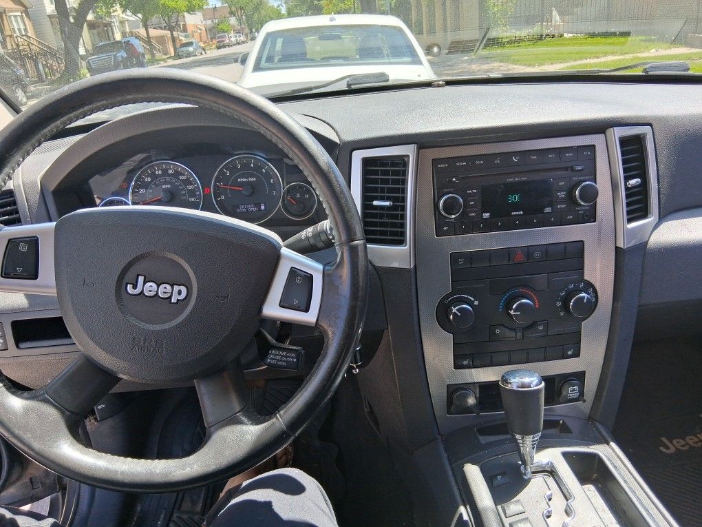 Two thousand and ninety deep cherokee