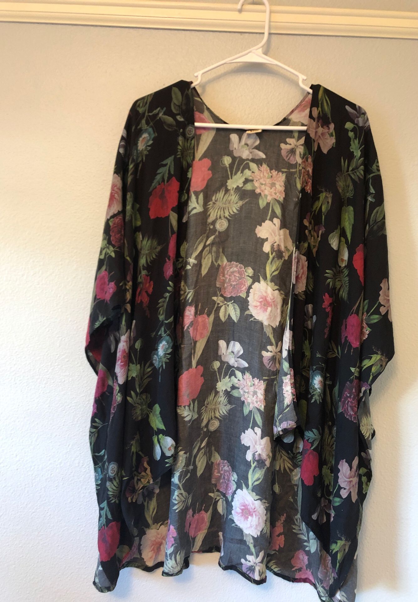 Secko Multi-way shawl In dark floral one size fits all