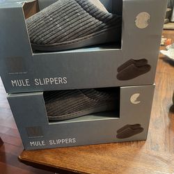 New Size 9-10 woman’s mule slippers
