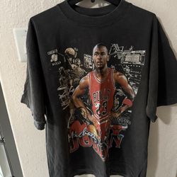 Micheal Jordan vintage t shirt