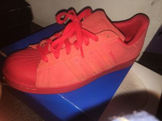 Adidas superstars