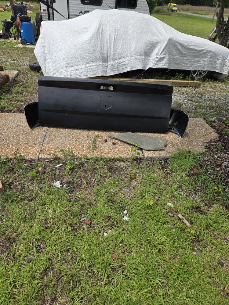 Dodge Tailgate 2012