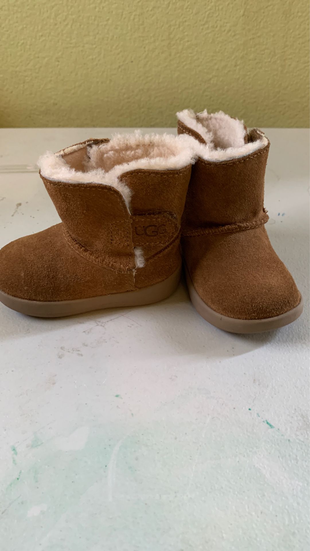 UGG boots size 2 toddlers