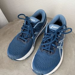 Women’s ASICS Shoes Size 9