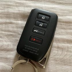 Car Keys, Fobs And Remotes