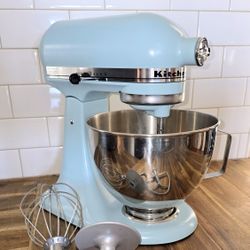 Blue Kitchenaid Mixer - Excellent Condition 