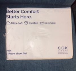 Twin Size 3 Piece Sheet Set, Fitted Sheet, Top Sheet, and Pillowcase- White
