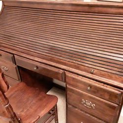Antique Rolltop Desk with Chair