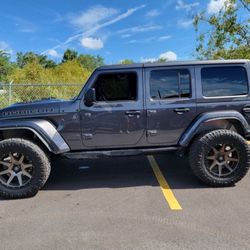 2018-2024 JEEP WRANGLER JL GENUINE RUBBER FLOOR MATS 