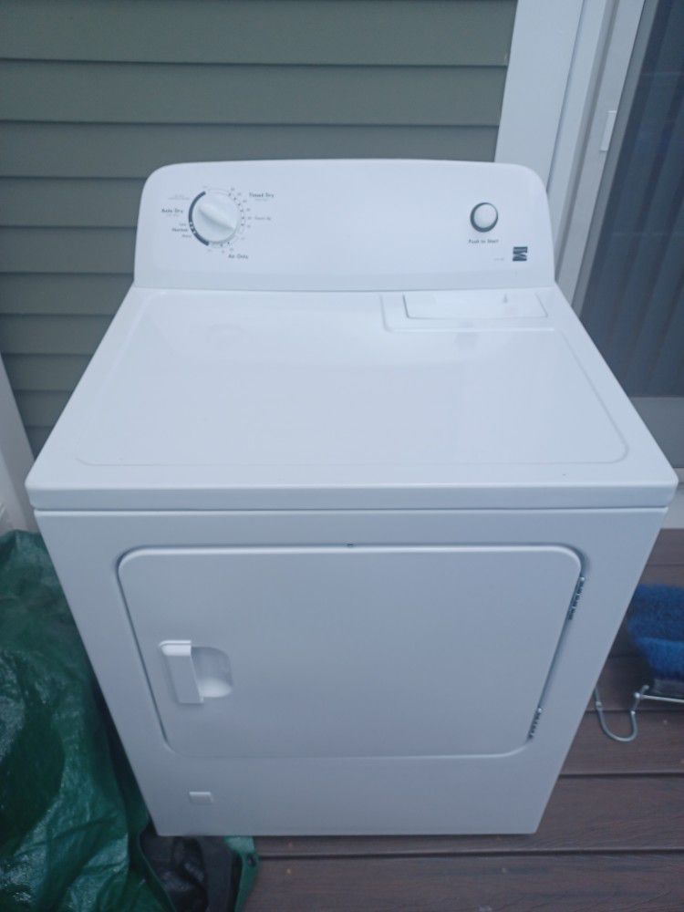 Kenmore 2 Ft By 29 Inches Across Depth 2 Ft 3 And 1/2 Inches 