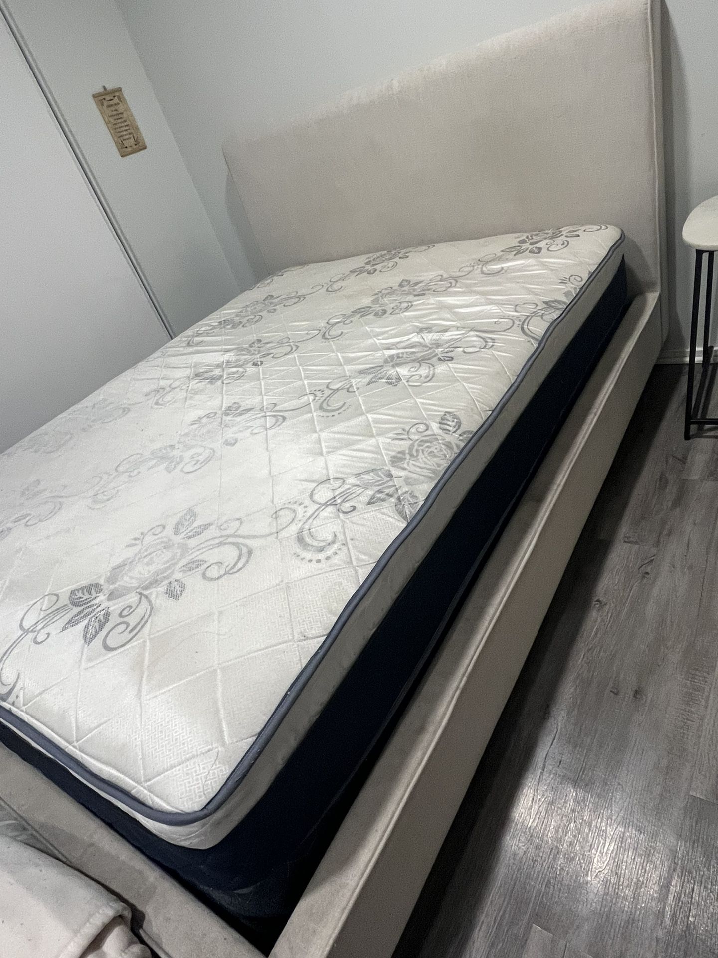 Queen Bed Frame And Mattress