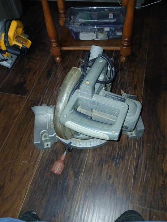 10 Inch Compound Miter Saw