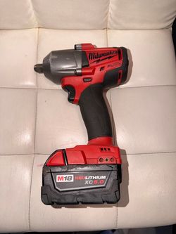 Milwaukee > Impact Wrench Drill