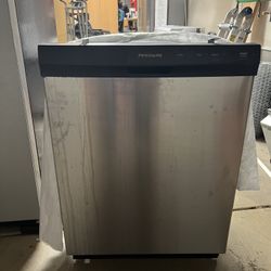 Frigidaire Tall-tub Dishwasher 24”