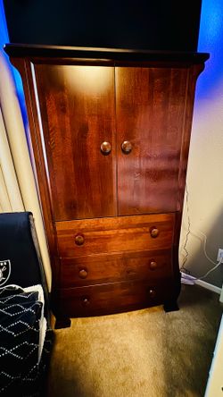 Pali Italian Solid Wood Sleigh Armoire / Dresser Wardrobe – Excellent Condition