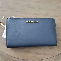 New Michael KorsWallet/wristlet , NAVY color