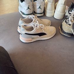 Puma Gravitons For Women