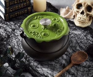 Smith & Clark Cauldron Cast Iron Dutch Oven