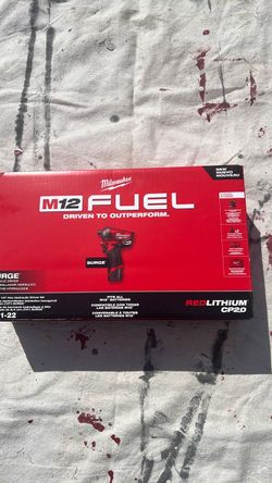 Milwaukee    1/4. Hex Hydraulic  driver.   Surge. Model. 2551-22. Kit set