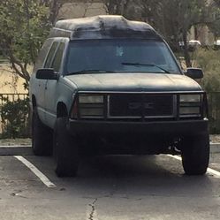 Stolen 1993 Chevrolet Suburban 2500 4x4 454 High Top Conversion 