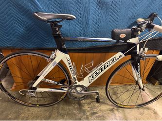 55cm Kestrel Talon Full Carbon Road Bike – Full Shimano Ultegra – Like New