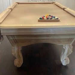 Pool Table ( Free Delivery & Set Up )