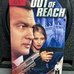 Out Of Reach - Steven Seagal VHS