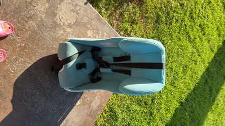 Clek infant to toddler car seat