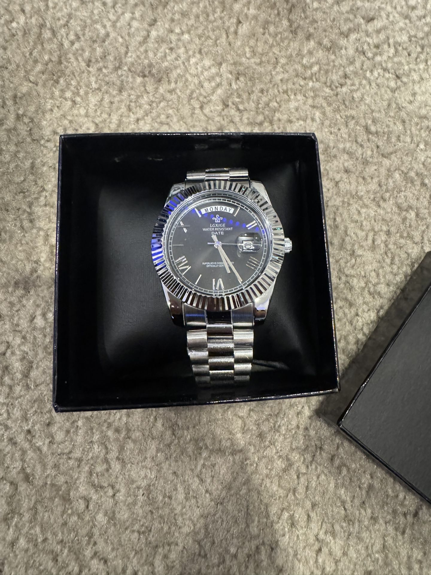 Luxury Watch - Silver