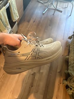 Mens gel nimbus 26
