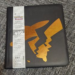 Elite Pikachu 12 pocket Pro Zipper Binder 25th anniversary