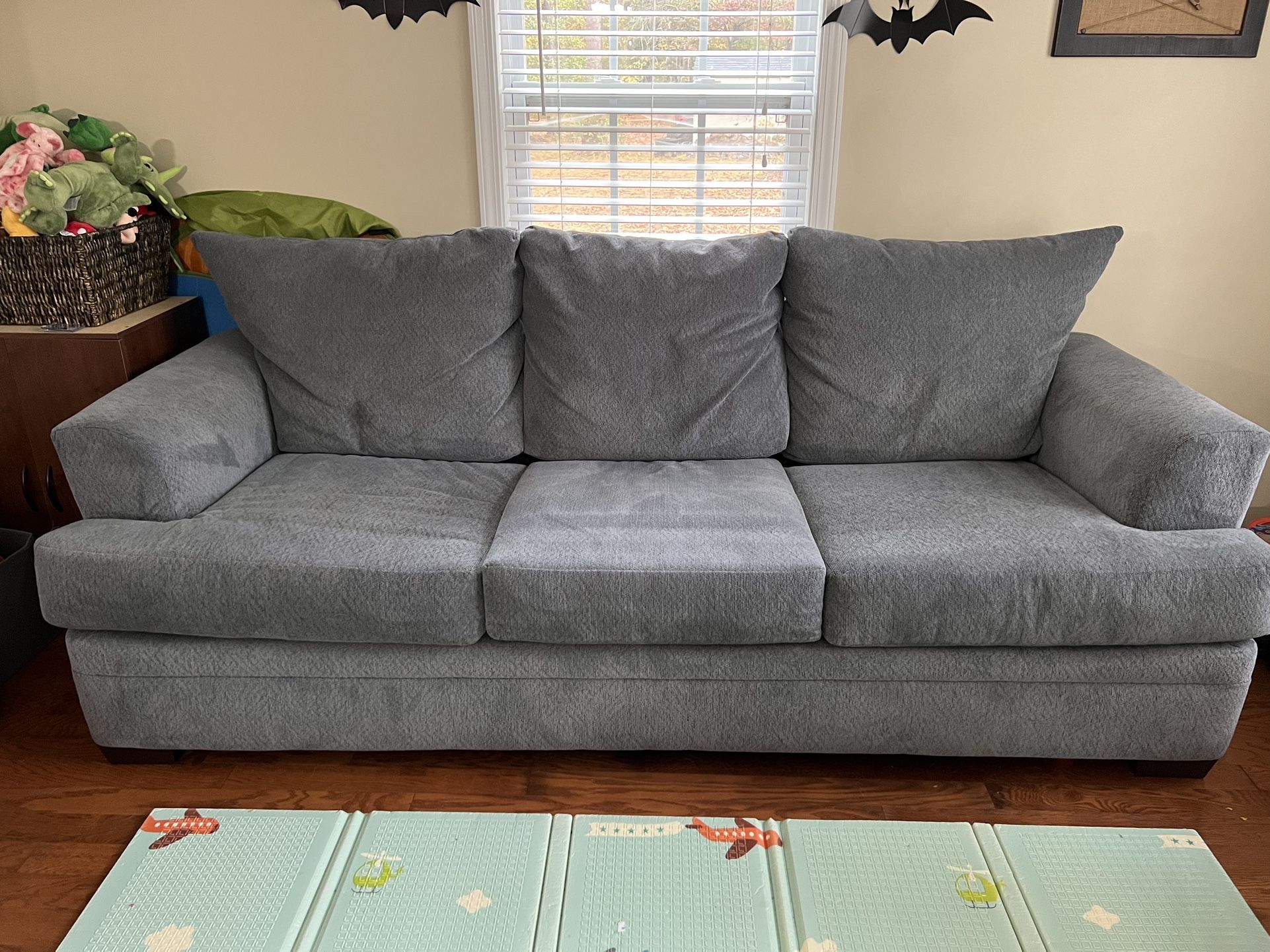 Pull Out Sleeper Sofa
