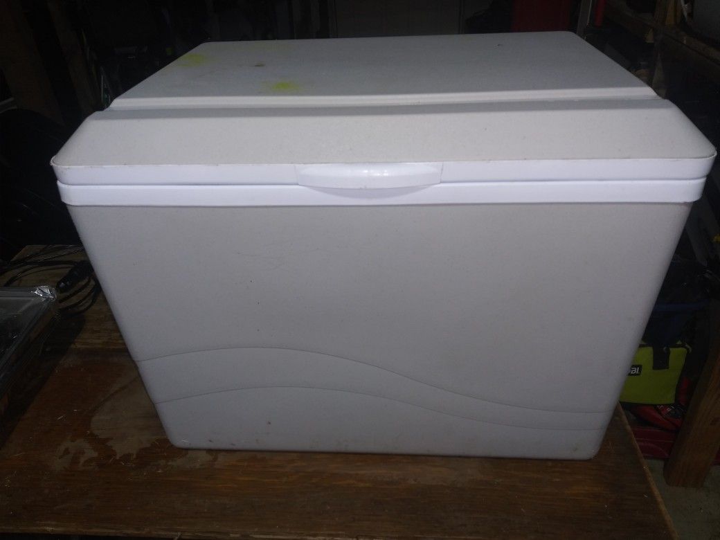 Koolatron Electric Cooler