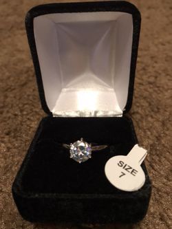 Women’s single band 14 kt gold plated cz diamond wedding ring size / 7