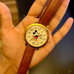 Lorus Quartz Disney Mickey Mouse Watch