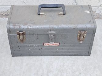 VINTAGE CRAFTSMAN TOOL BOX